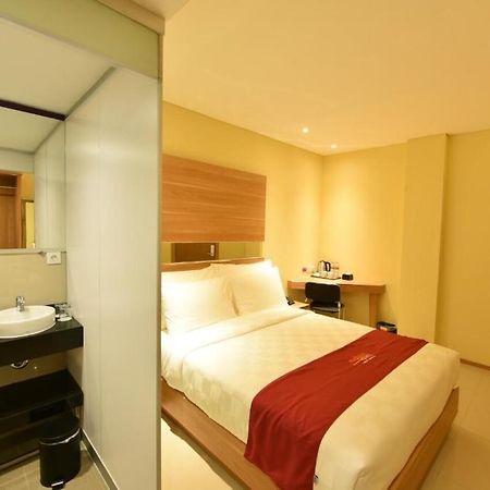 Midtown Xpress Balikpapan 호텔 외부 사진