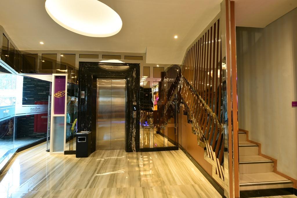 Midtown Xpress Balikpapan 호텔 외부 사진